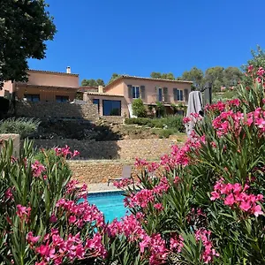 https://lavandaline.fr-provencehotel.com